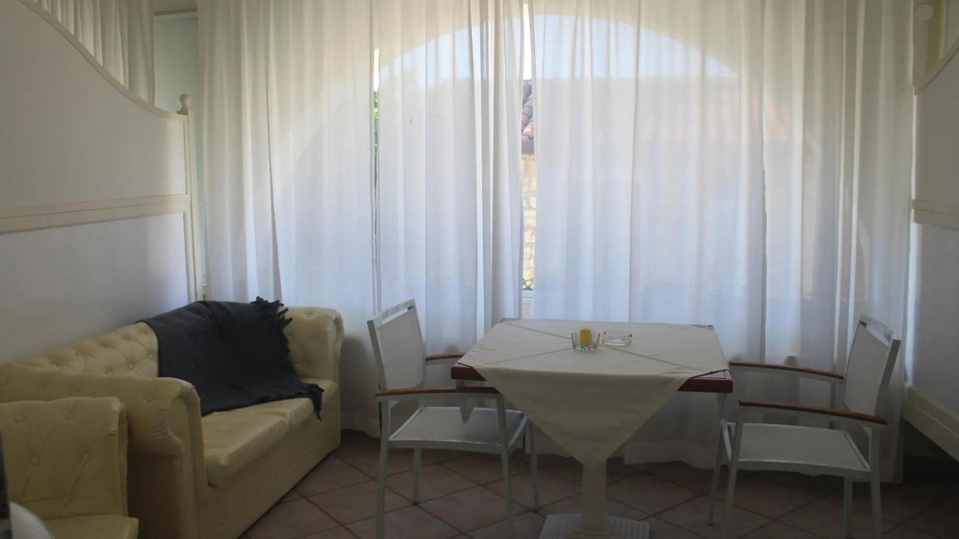 Hotel La Settima Luna Savudrija 4*,